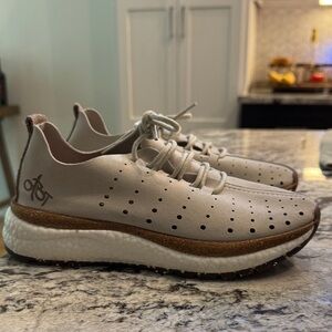 OTBT Cream Perforated Sneakers